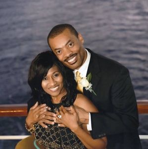 Meet your Posher, Petal-lee t.